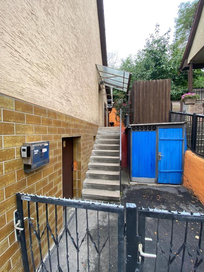 Проживание в семье Einfaches Haus Mit Privatzimmern Und Gemeinschaftsraeumen