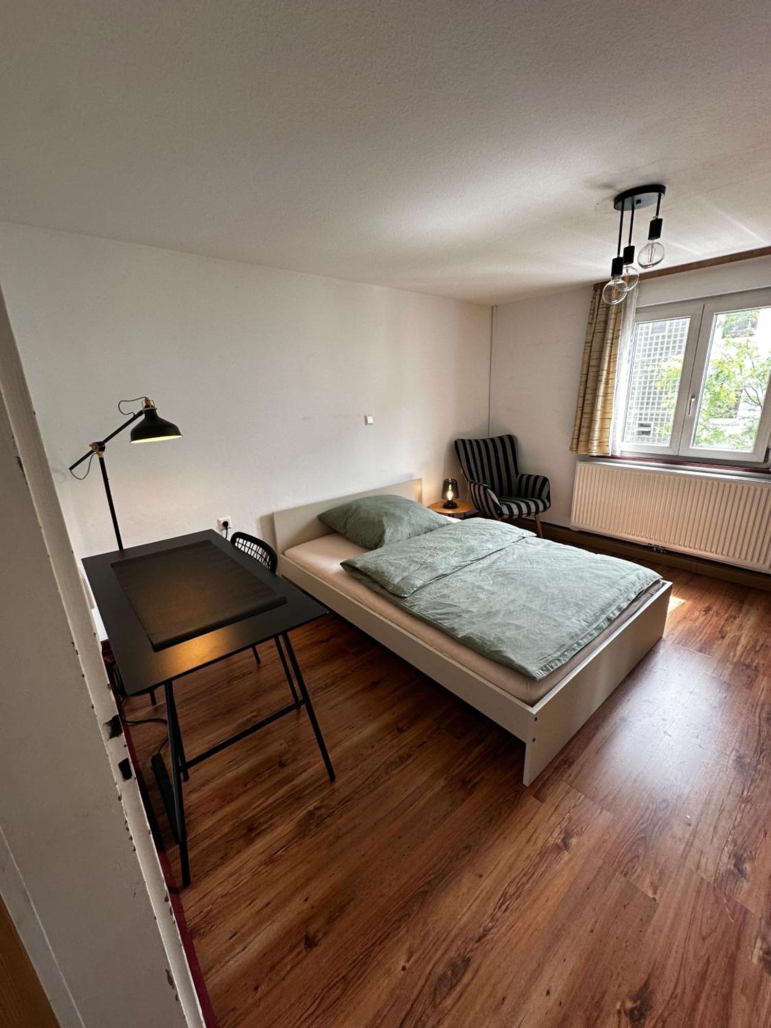 Homestay Einfaches Haus Mit Privatzimmern Und Gemeinschaftsraeumen Heilbronn