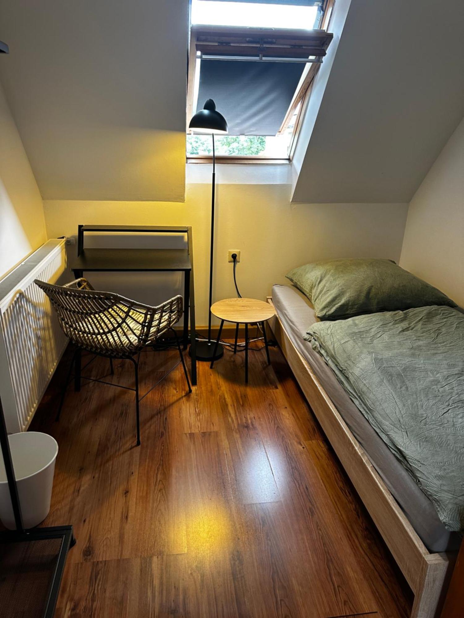 Homestay Einfaches Haus Mit Privatzimmern Und Gemeinschaftsraeumen Heilbronn
